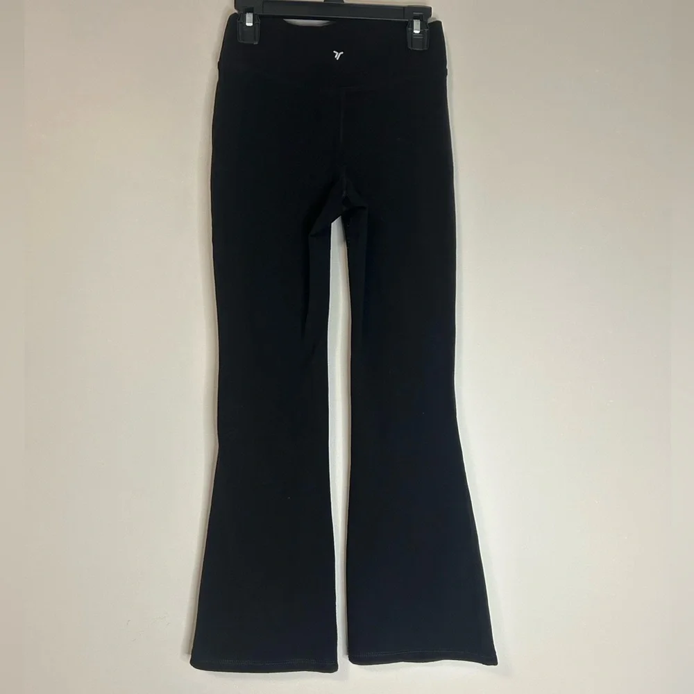 Girls Old Navy Active High-Rise Black Flare Pants, Size L (10-12)